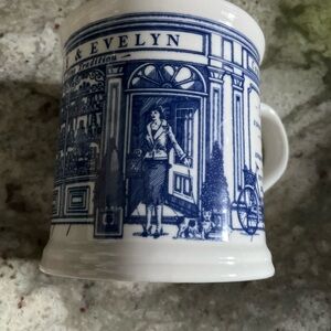 Crabtree & Evelyn Vintage Blue and White Mug